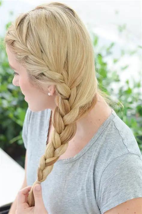 Back to School Braided Hairstyles for Women 