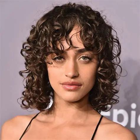 Curly Women Hairstyles 