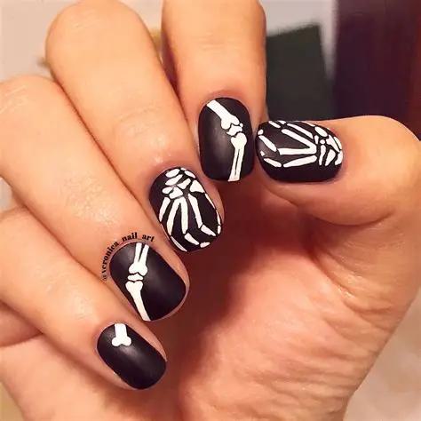 Halloween Nail Art 