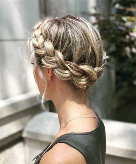 Chic Winter Braid Styles 