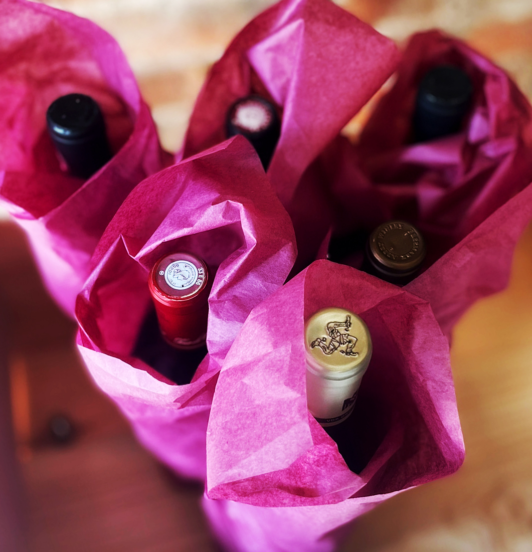Gift wine bundles