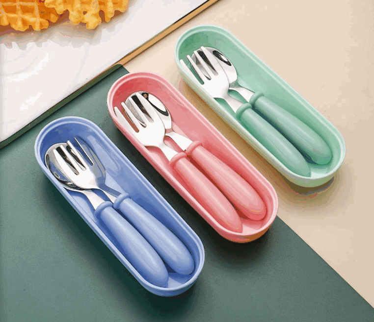 Kitchen Utensil Stainless Steel Spoon — wholesale ycs-kut-004 product image