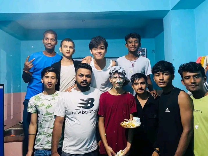 Hostel Life 4