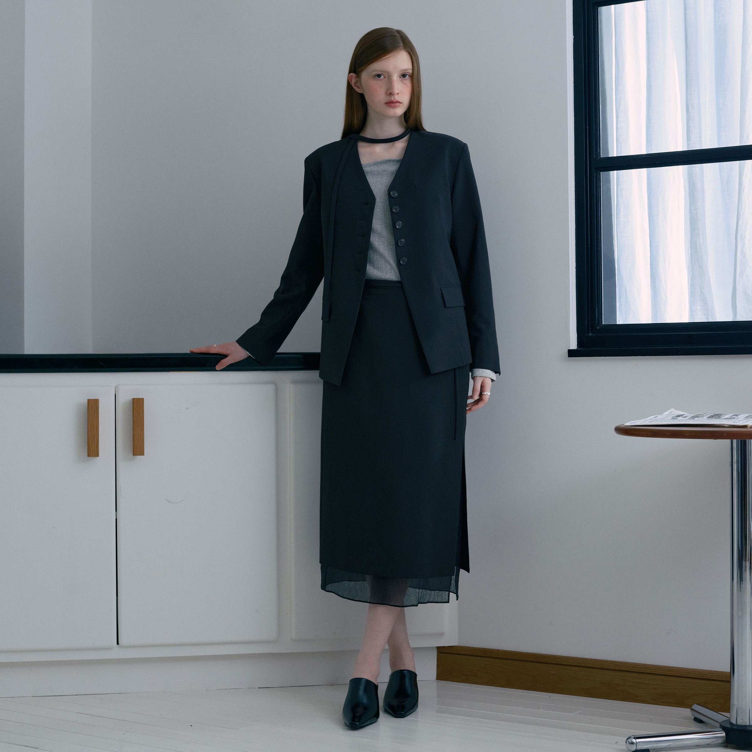 [네이버 단독][쥬시쥬디][SET] 노카라 타이 자켓 + 스커트 셋업 J1ST1N01