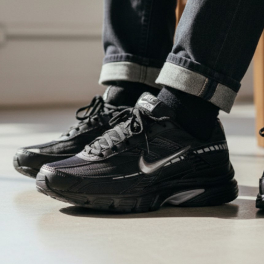 나이키 이니시에이터 운동화 블랙 메탈릭 실버 IB4595-001