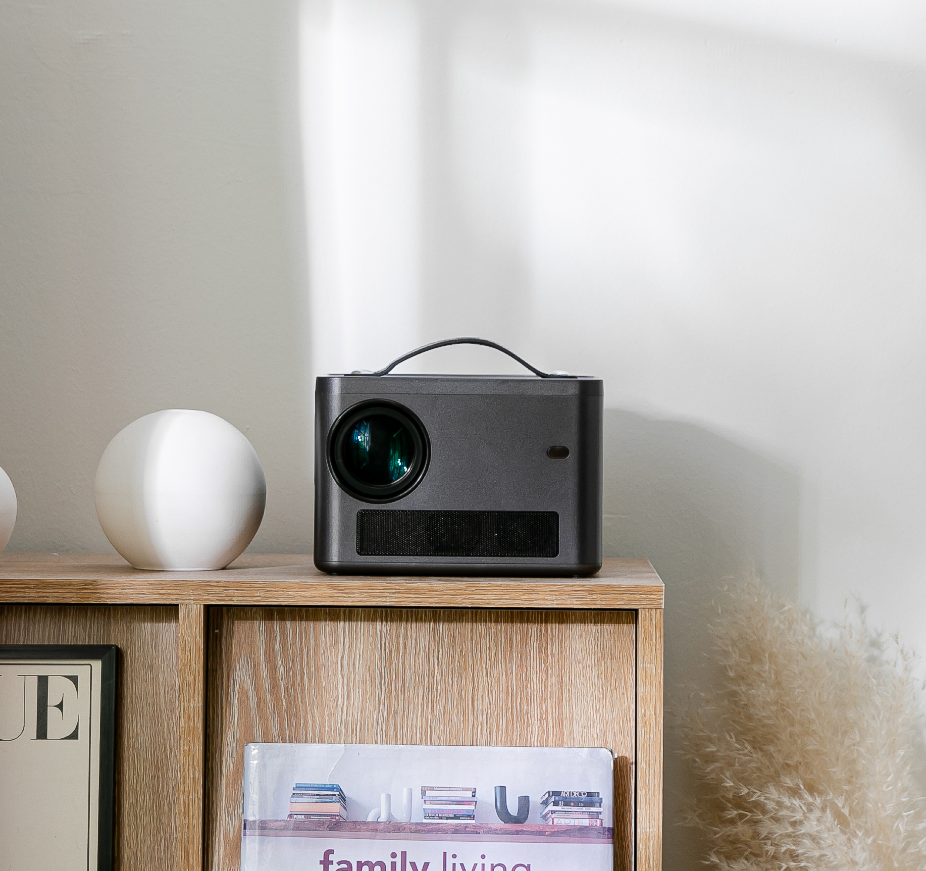 애니빔 ALP-600V 빔프로젝터 미니빔 가정용 4K FHD