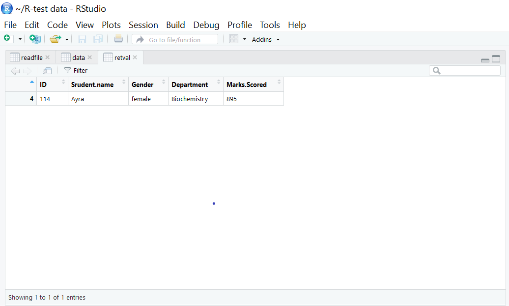 reading csv files into dataframe in R