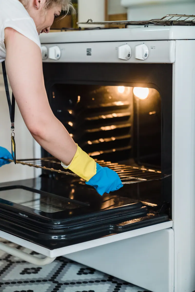 Limpieza de Electrodomésticos en Puerto Rico · Ilatek Limpieza de electrodomésticos en Puerto Rico - refrigerador, horno y más de Ilatek