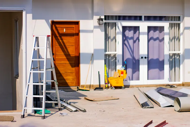 Limpieza Post-Construcción en Puerto Rico · Ilatek Limpieza post construcción en Puerto Rico - eliminación de polvo de obra y escombros de Ilatek