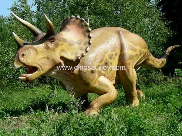 DWD118-Adult-Triceratops DWD118-Adult-Triceratops