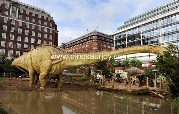 DWD1329 Audlt Diplodocus