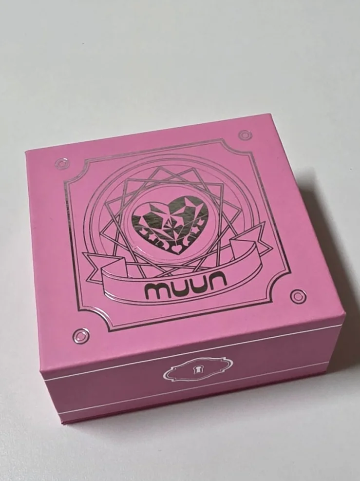 alt - NMIXX着用で話題！大人の魔法少女を叶える「MUUNイボークマジックリング」の魅力に迫る