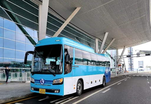 alt - Incheon Airport Nocturne: The High-End Late-Night Bus Odyssey