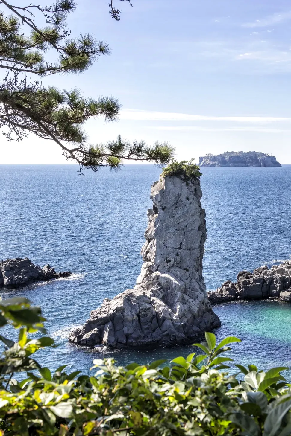 自然が織りなす光の芸術 - 西帰浦外ドルゲ：済州の絶景を巡るハイエンドガイド