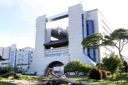 alt:韓屋カフェ「一三二二（イルサミイ）」で楽しむ濃厚な伝統サンファチャ - 全州伝統文化研修院：韓屋村の奥深くで出逢う真の韓国美