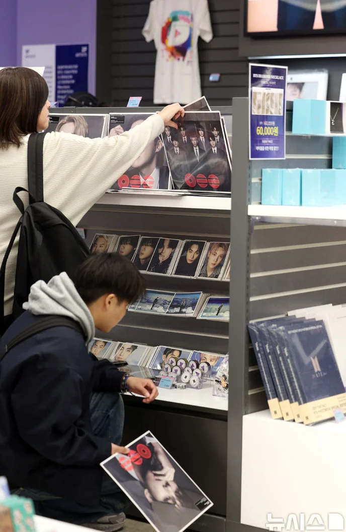 2026 K-POPスーパースターカムバック大戦のビジュアル - 2026 K-POPスーパースターカムバック大戦：世界が注目する舞台とファンの熱狂