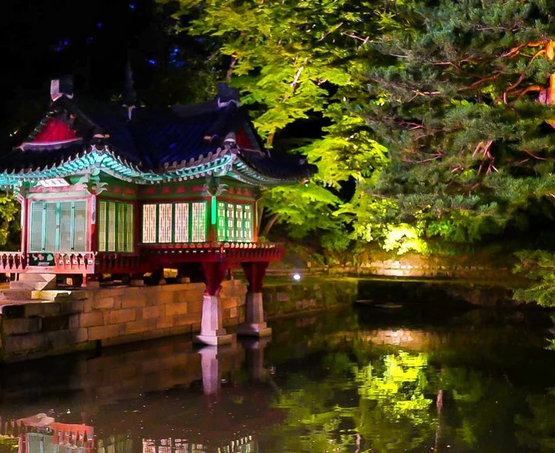 The tranquil atmosphere of Sangnyangjeong