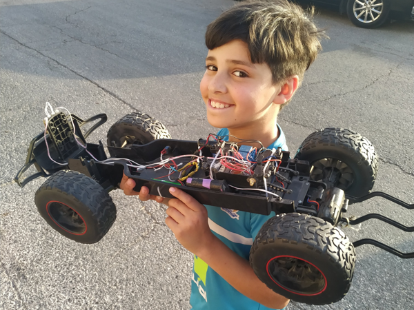 RC Car ขนาดใหญ่ด้วย Arduino UNO