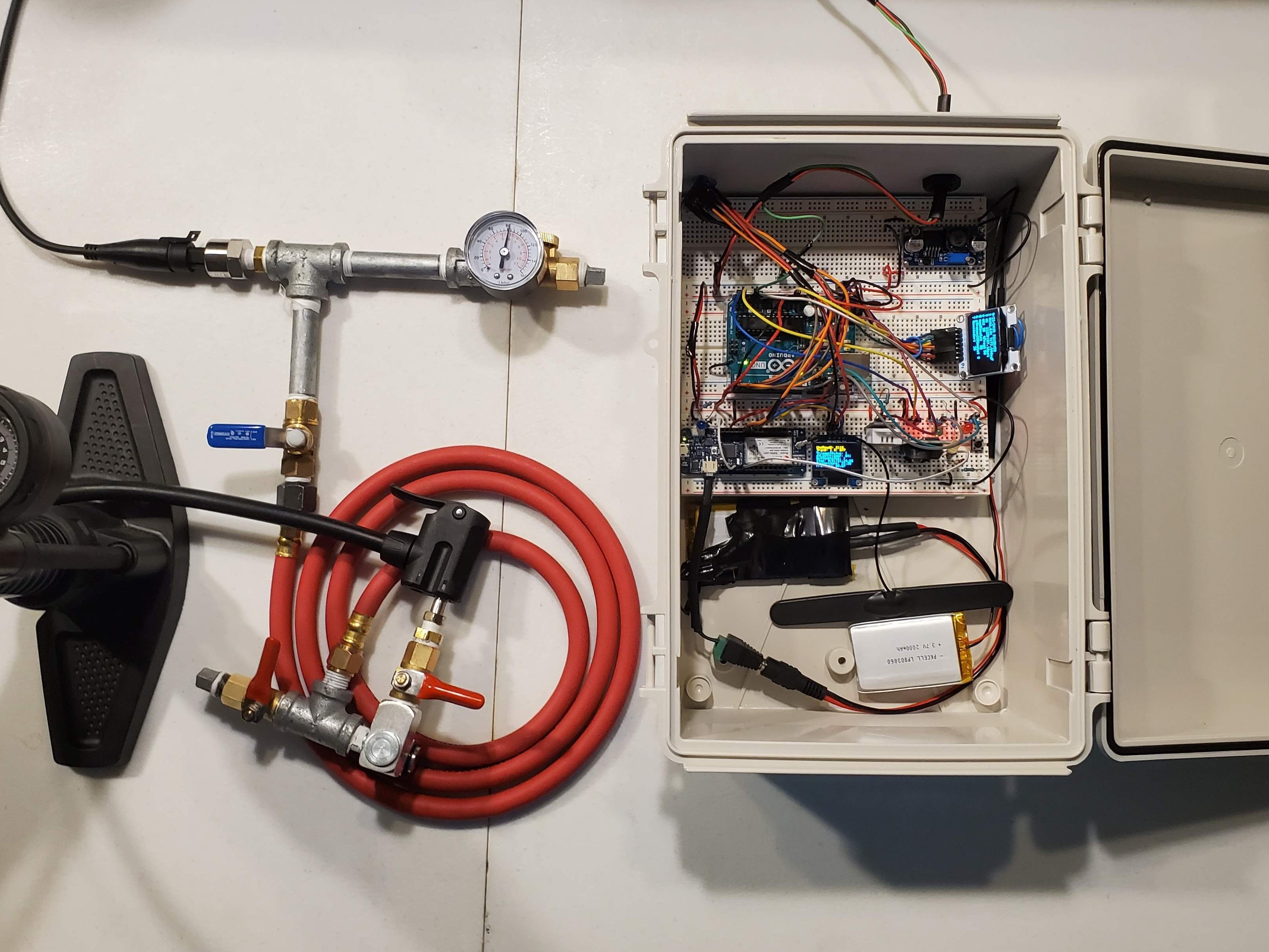 รับทำเซ็นเซอร์ IoT ESP32: ออกแบบระบบ อ่านค่าออนไลน์ แจ้งเตือน และทำ Dashboard