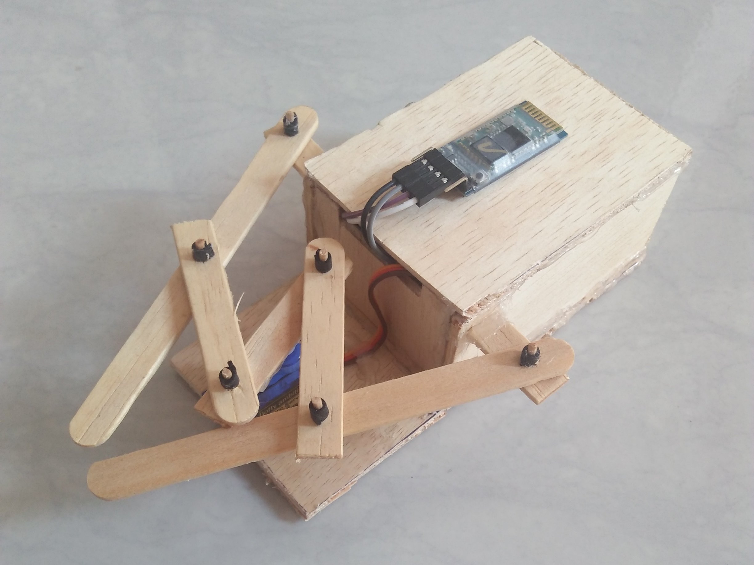 โปรเจกต์ Portable Drone Claw