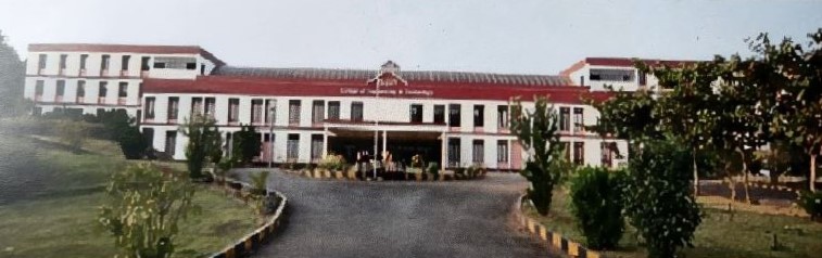 COLLEGE BUILDING