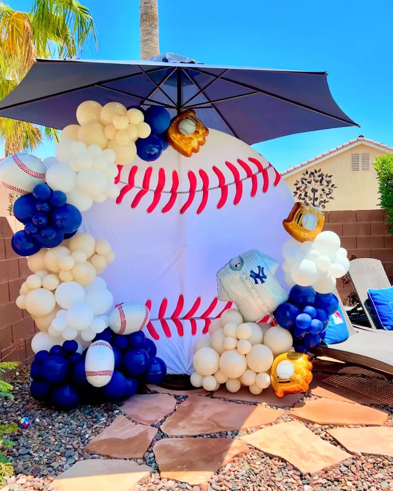 Baseball party balloon arch