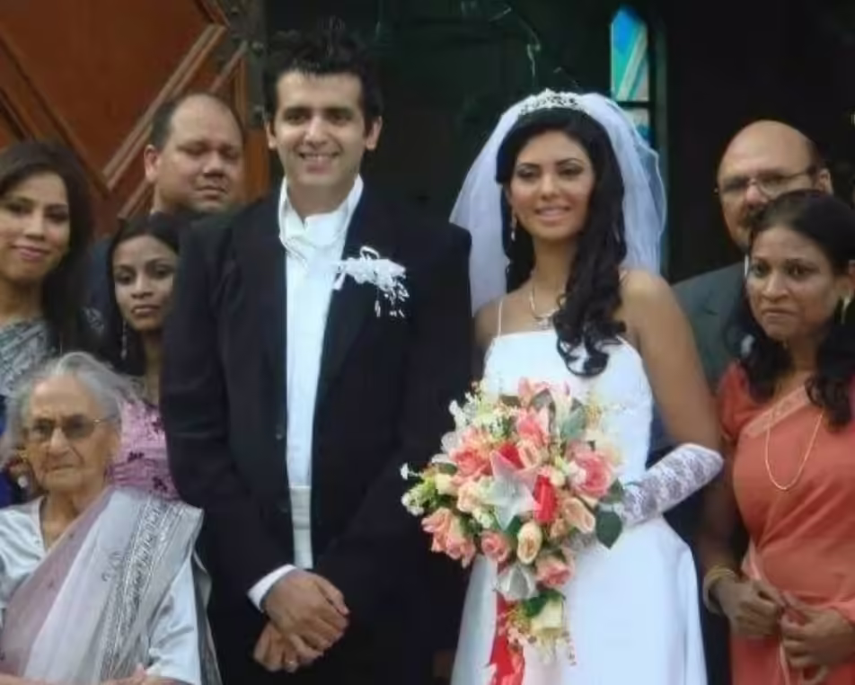 Hassan Ahmed Heavily Criticized for Wishing Sunita to Convert to Islam
