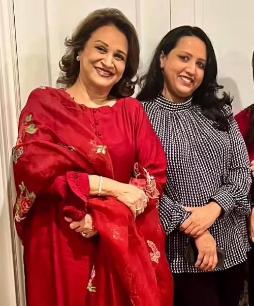 Bushra Ansari New Family Pictures From Canada & USA