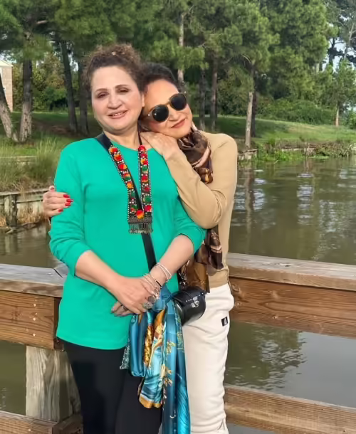 Bushra Ansari New Family Pictures From Canada & USA