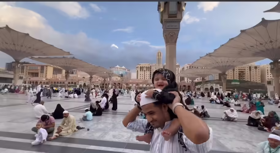 Zulqarnain's Birthday In Madina Arranged By Kanwal Aftab