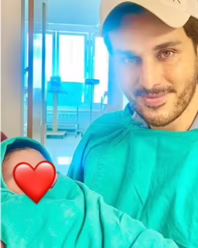 Pakistani Celebrities Who Became Parents In 2023 Pakistani Celebrities Who Became Parents In 2023
