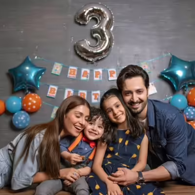 Famous Pakistani Celebrities Who Are The Coolest Dads Ever