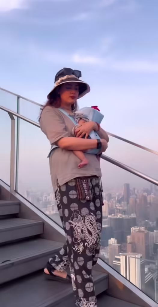 Kanwal and Zulqarnain Vacation in Thailand with Daughter Aizal