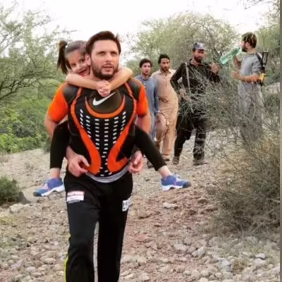 Unseen Wedding Pictures Of Shahid Afridi
