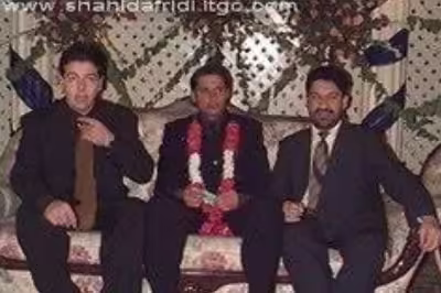 Unseen Wedding Pictures Of Shahid Afridi
