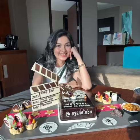 Syeda Tuba Anwar In Her Casual Best On Dubai Trip