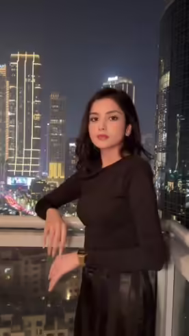 Syeda Tuba Anwar In Her Casual Best On Dubai Trip