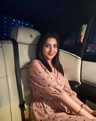 Syeda Tuba Anwar In Her Casual Best On Dubai Trip