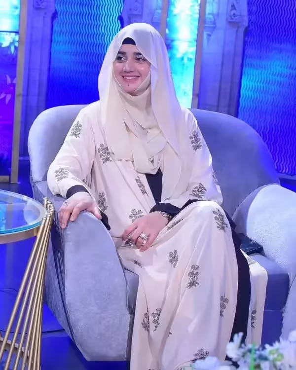 Former Actress Anum Fayyaz Blessed with a Baby Girl