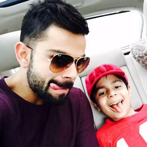 Virat-Kohli-With-Nephew