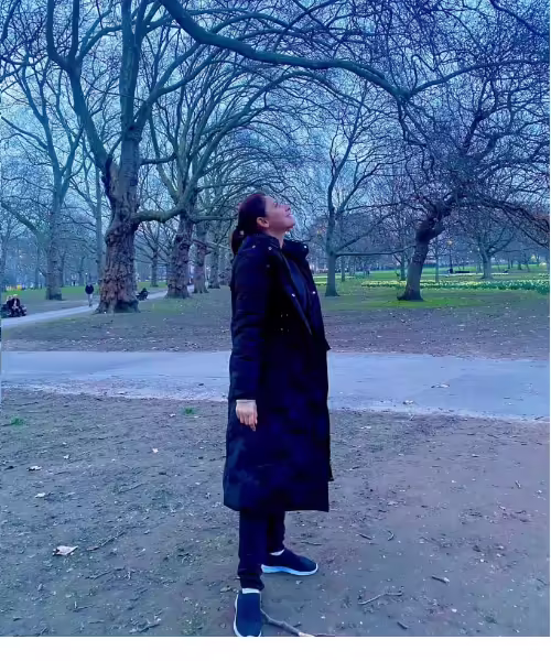 Hina Altaf and Agha Ali unseen pictures from vacation in London