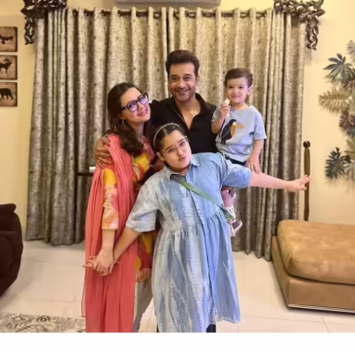 Faysal Quraishi's heartwarming family portraits that will melt your heart