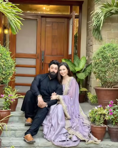 Sana Javed & Umair Jaswal Separation News Goes Viral On Social Media