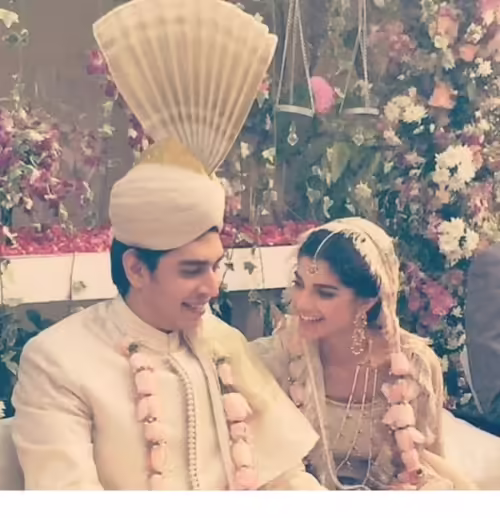 Sanam Saeed and her first husband Farhan Hasan's endearing moments in pictures