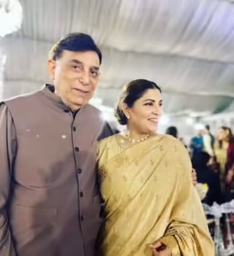 Actress Shagufta Ejaz Spends Quality Time With Husband And Daughter, See Pics