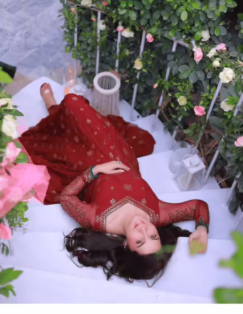 Shaista Lodhi's Pictures With Husband And Kids Are Truly Easy On The Eyes