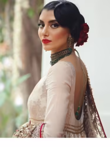 The colorful extravaganza: Zara Peerzada and Sarwan Saleh's grand shendi