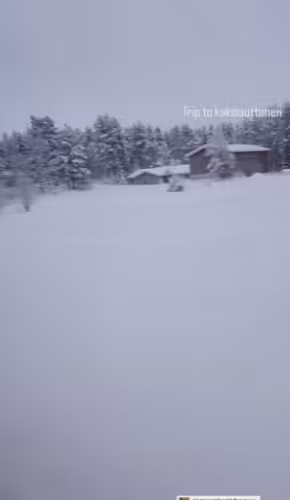 Nida Yasir Shares New Pictures from Kakslauttanen Arctic Resort