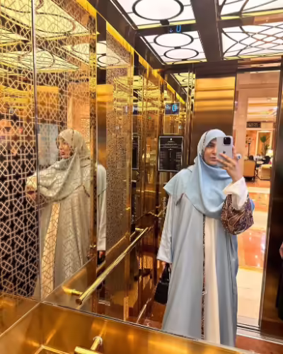 Areeba Habib Performs Umrah