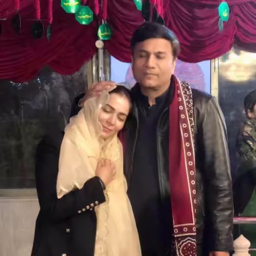 Humaima Malick And Noor Bukhari Share Pictures And Wish For Murshid